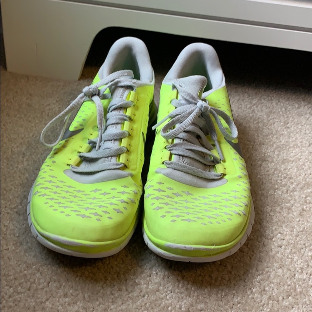 Women’s Nike Athletic Shoe